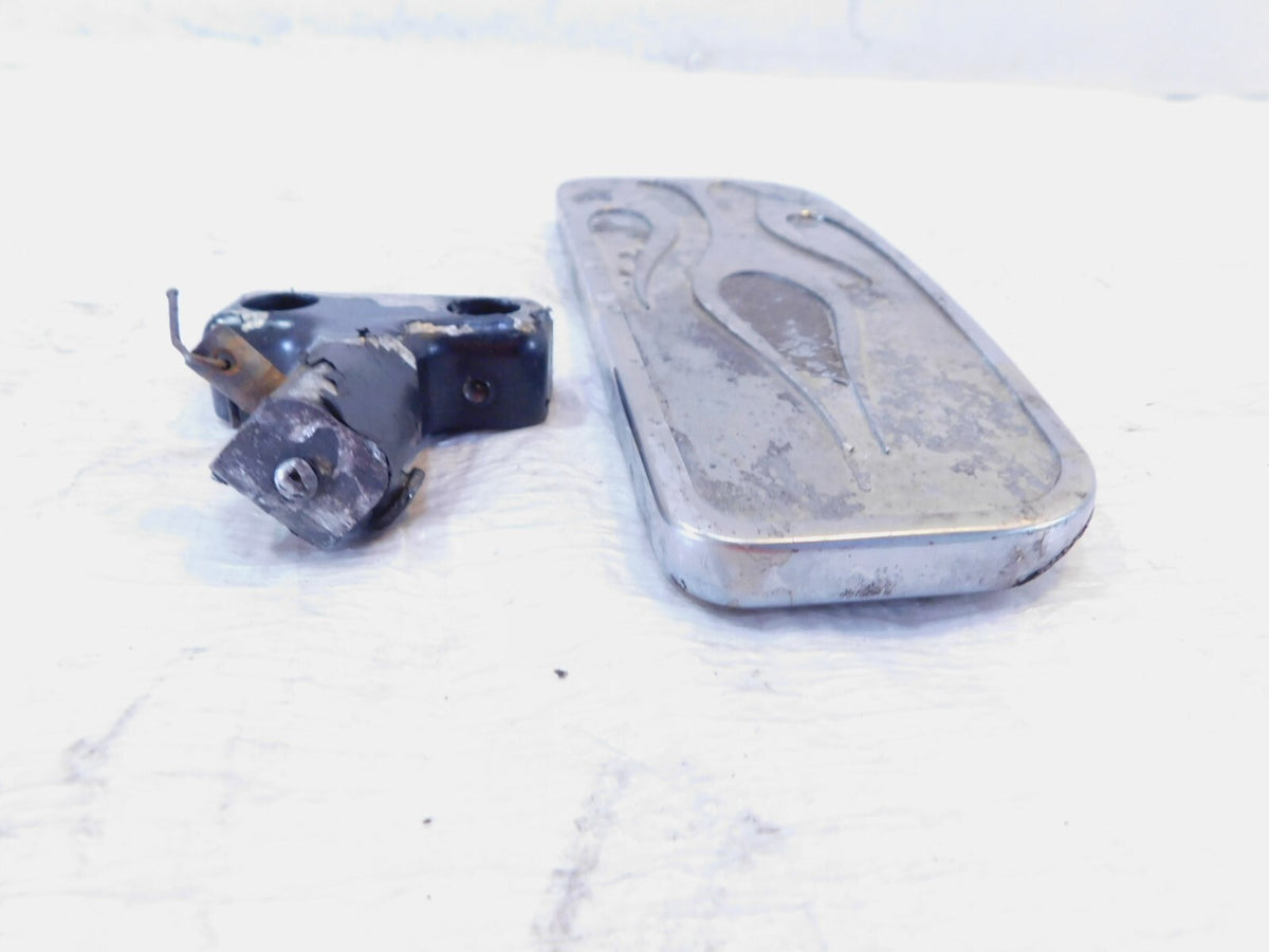 Yamaha Road Star Warrior 1700 XV1700 Front Right Footboard Floorboard w/ Bracket - C3 Cycle