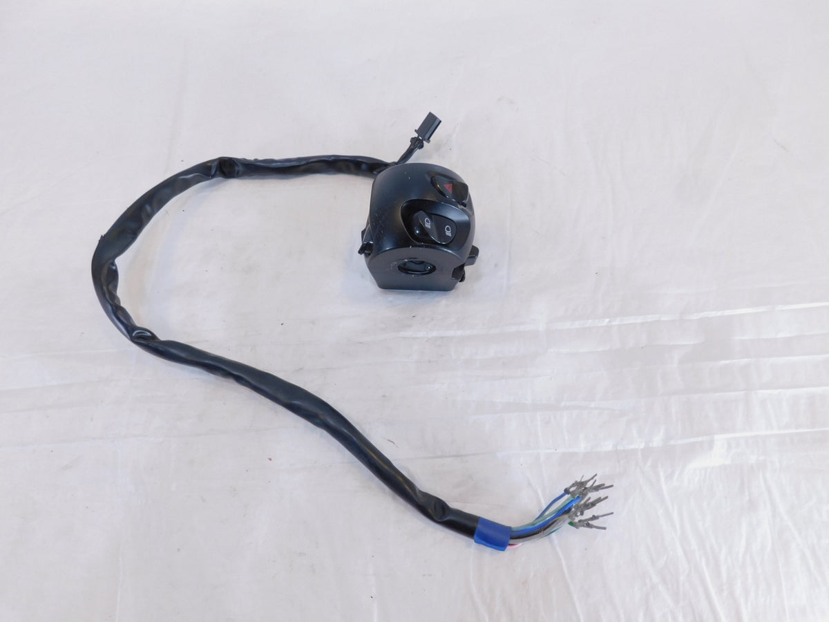 Victory Vision & Cross Country Left Handlebar Horn Turn Signal & Hazard Switches