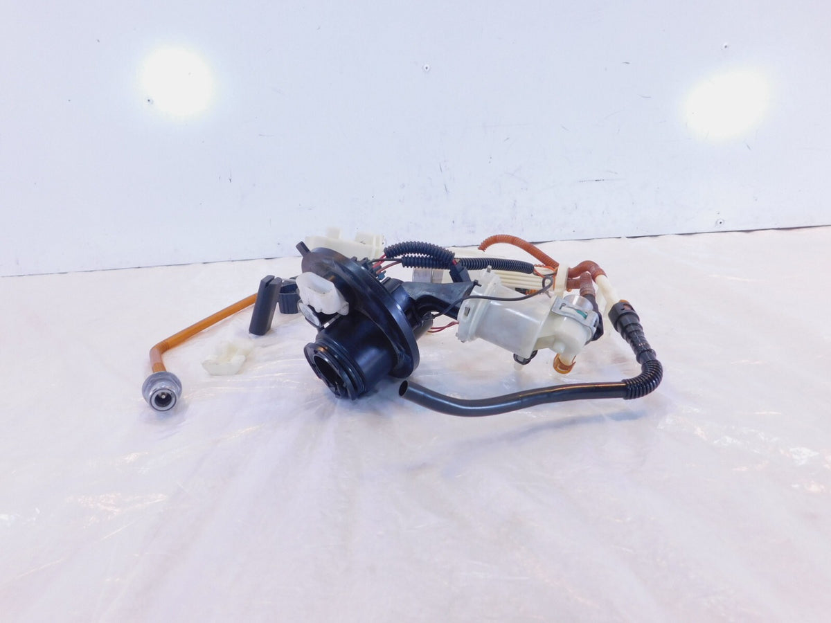 Harley Davidson Touring Road Street & Electra Glide Fuel Gas Petrol Tank Pump - C3 Cycle