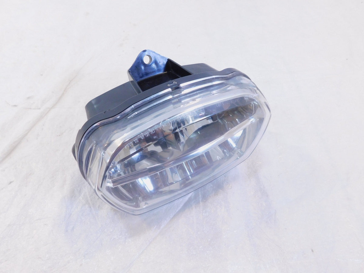 Piaggio Vespa Sprint 50 125 150 Front Headlamp Head Light Lamp 1D002234