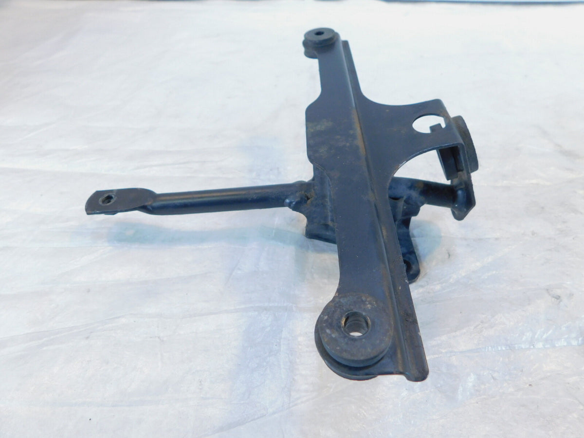 Kawasaki ZX-6 ZX600 ZX600-E & ZZR600 Engine Motor Oil Cooler Mount Bracket Stay - C3 Cycle