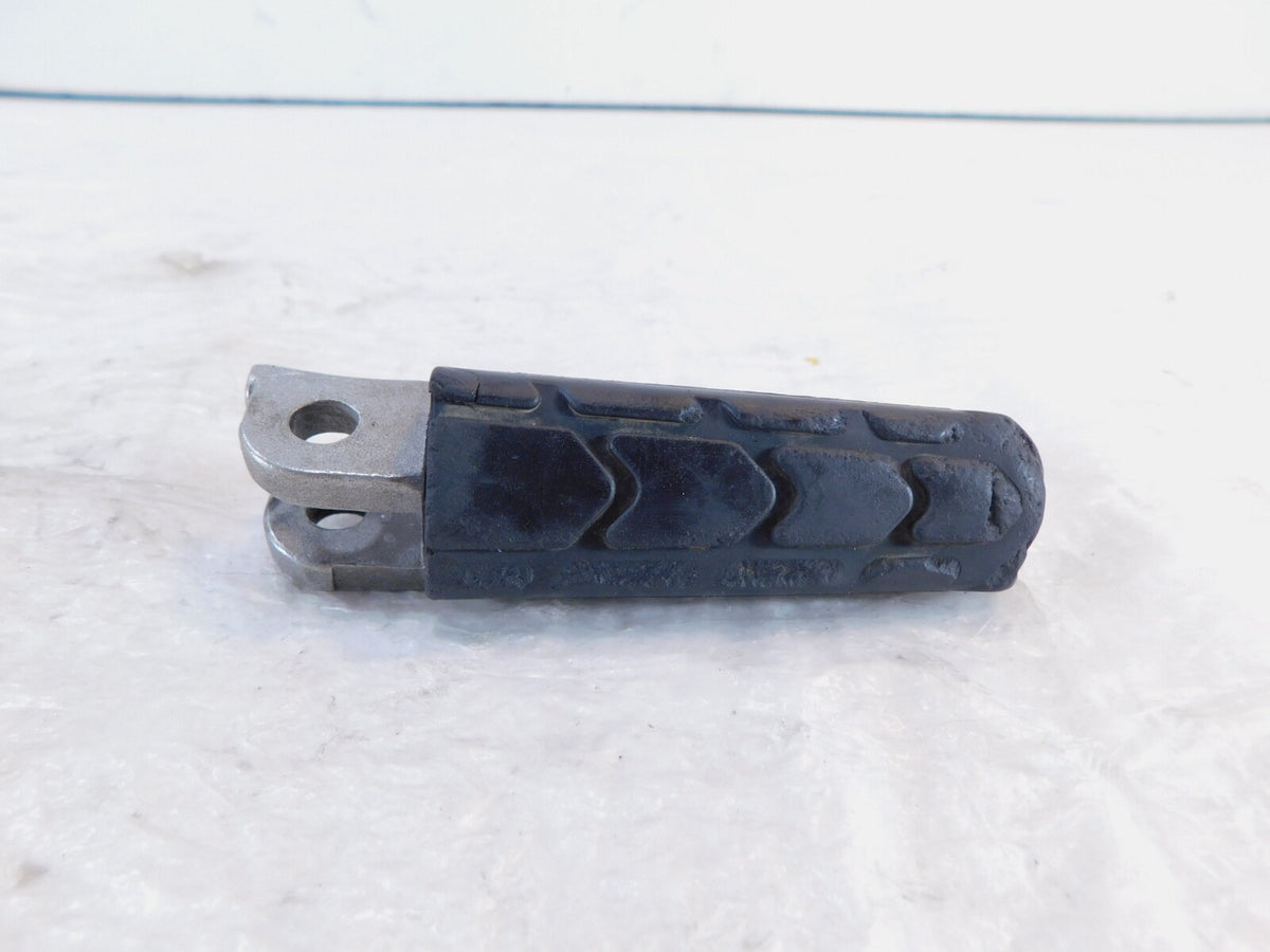 Honda CBR CBR600 CBR1100XX Blackbird VFR800 Front Right Side Footrest Foot Peg - C3 Cycle