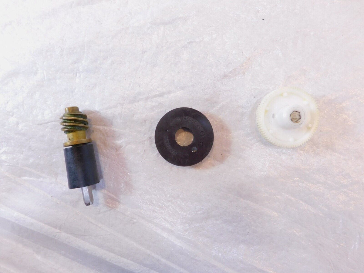 2005-2013 BMW R1200RT Windscreen Windshield Adjuster Motor Operating Shaft Gears - C3 Cycle