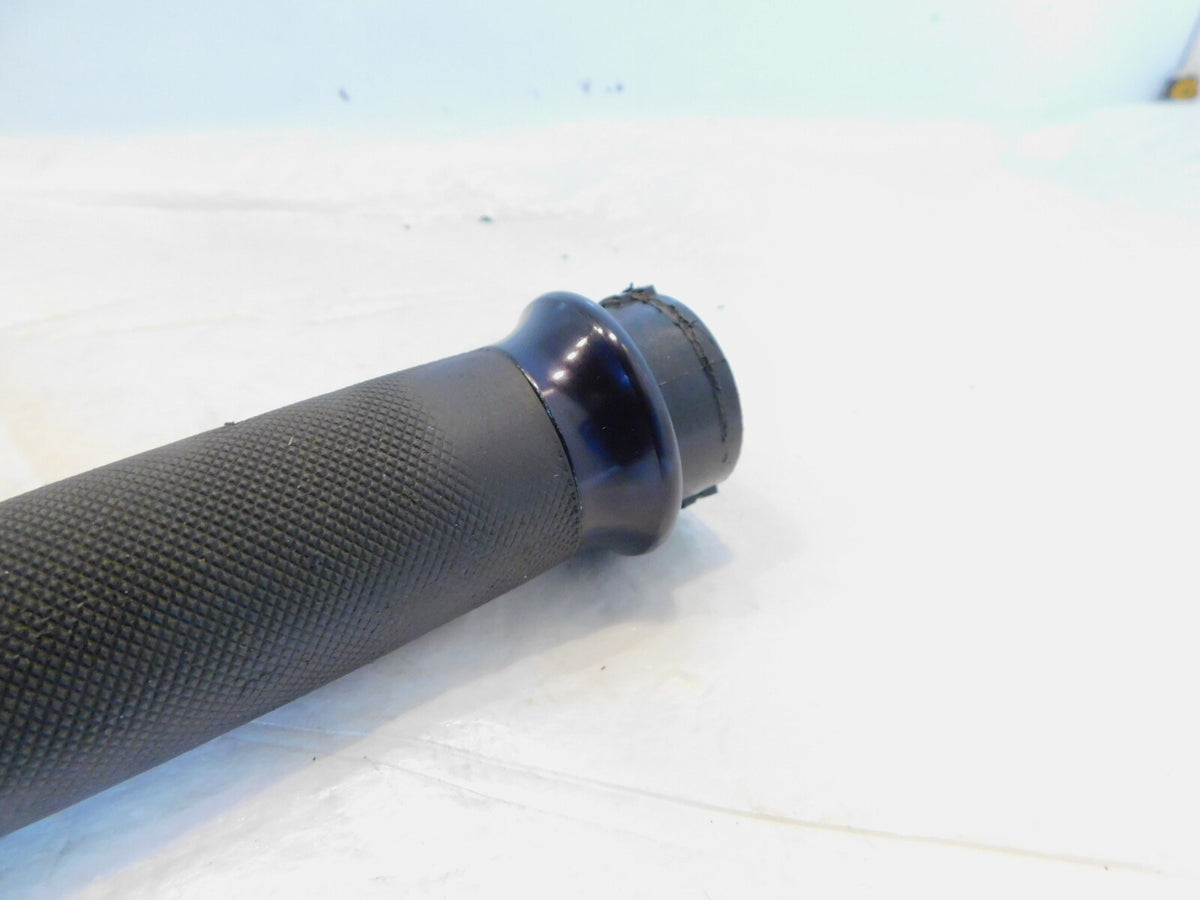 Harley Davidson Touring Dyna Sportster & Softail Throttle Right Handlebar Grip