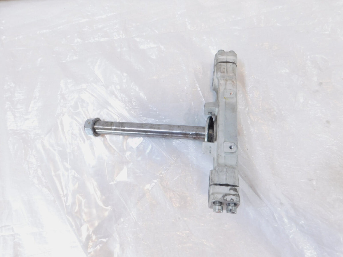 Honda VT600 Shadow 600 VLX Deluxe Front Fork Steering Lower Triple Tree Stem