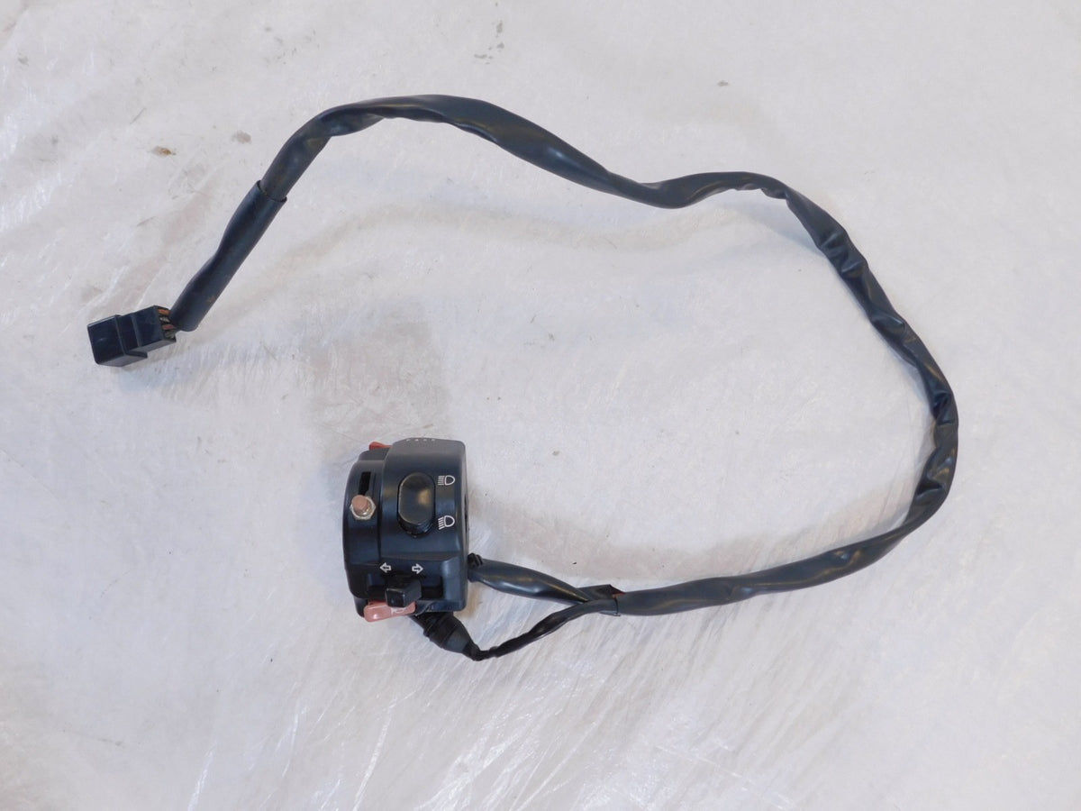 2007-2012 Triumph Tiger 1050 SE Left Handlebar Indicator Light Horn Switches - C3 Cycle