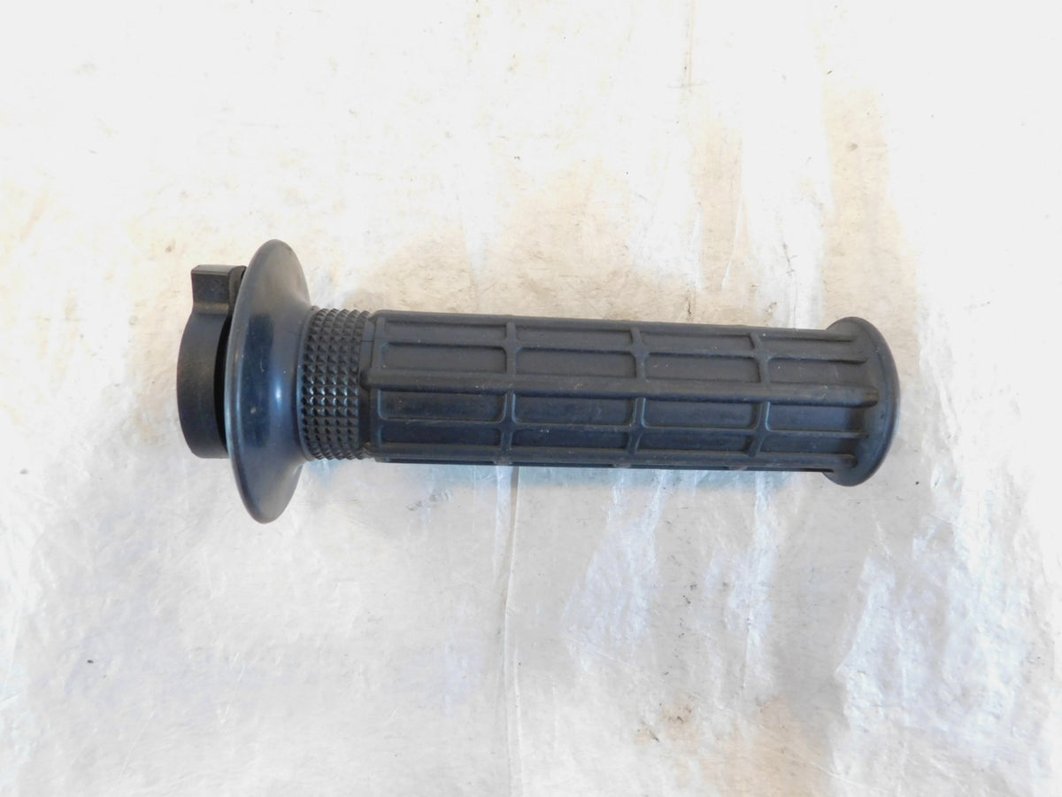 Triumph Daytona Sprint Tiger Trident Trophy Right Handlebar Throttle Hand Grip - C3 Cycle