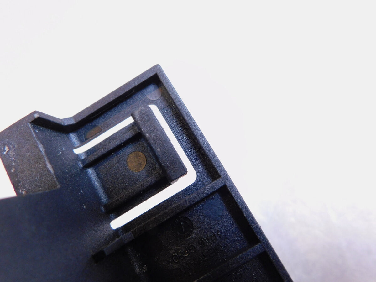 a77f073d-2c7d-40c7-a13f-06f7768f59a3