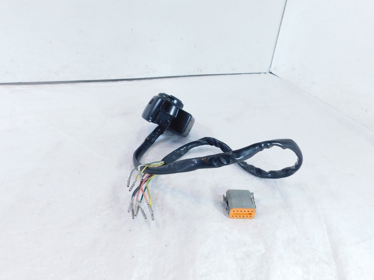 Harley Electra Glide Left Handlebar Engine Start Kill Switches w/ Radio Volume - C3 Cycle
