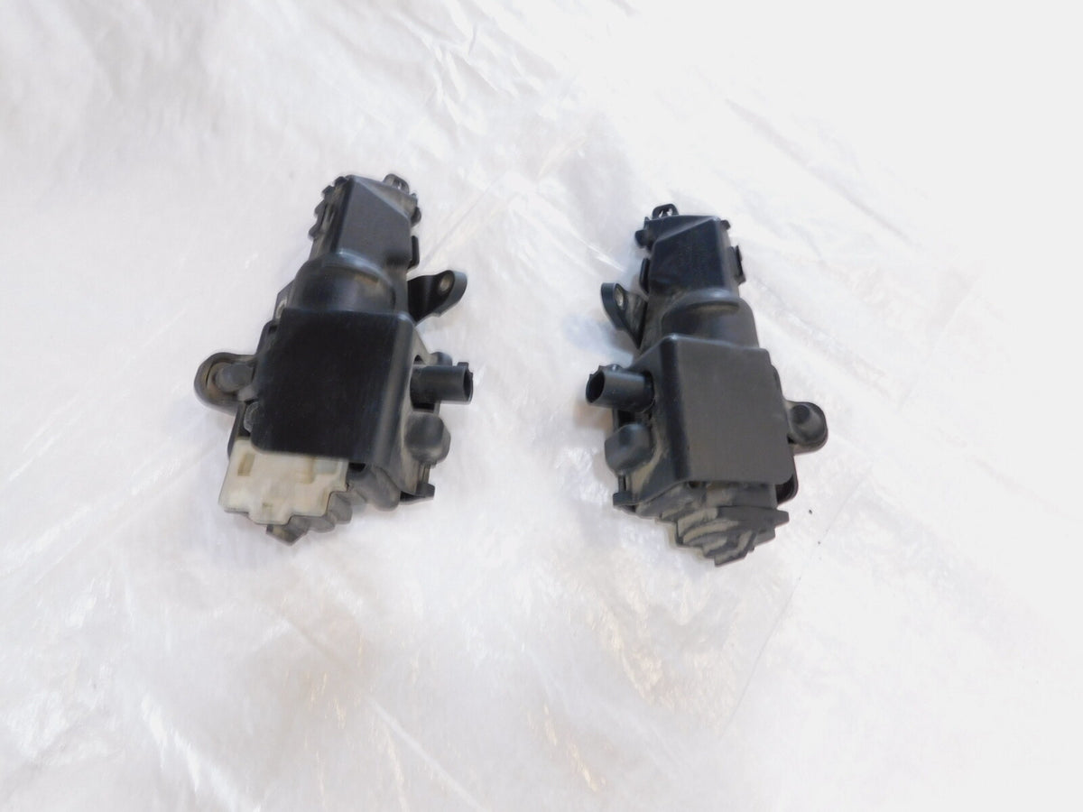 BMW R1200RT K1600 K1600GT K1600GTL Right/Left Saddlebag Lock Latch Mechanisms - C3 Cycle