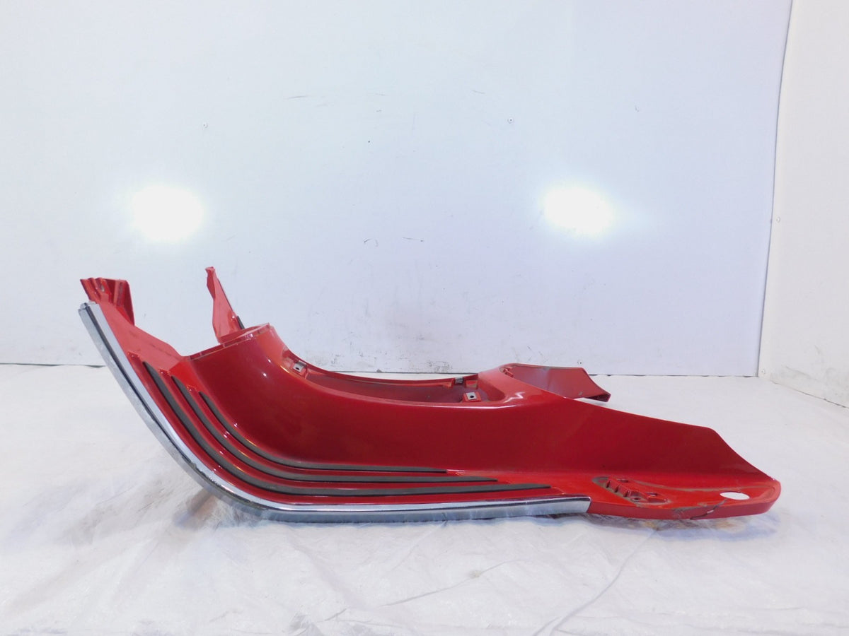 Piaggio Vespa Primavera Sprint 50 125 150 Lower Footrest Foot Hold Fairing - C3 Cycle