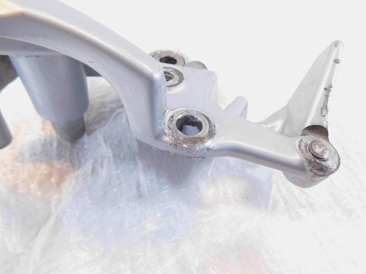 BMW F800 F800R F800S F800ST Right Front Footrest Foot Peg Bracket Mount Stay - C3 Cycle