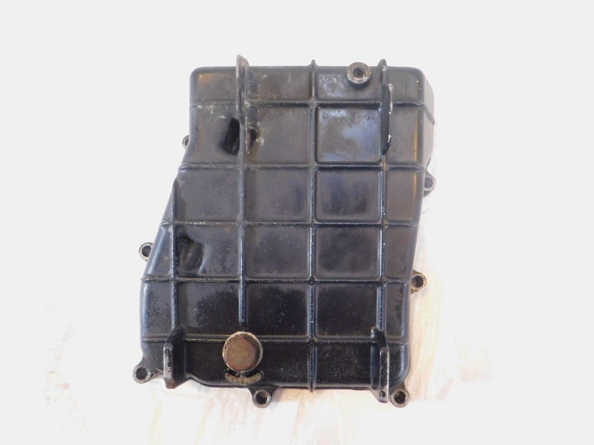 Honda Magna 700 & 750 VF750C Sabre Engine Motor Oil Pan Bottom Case & Drain Plug