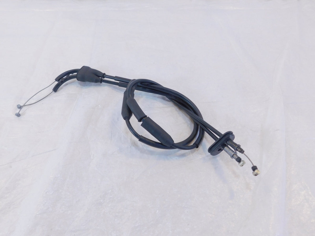 Pair Ducati Superbike 749 749S & 999 999R Front Right Handlebar Throttle Cables - C3 Cycle