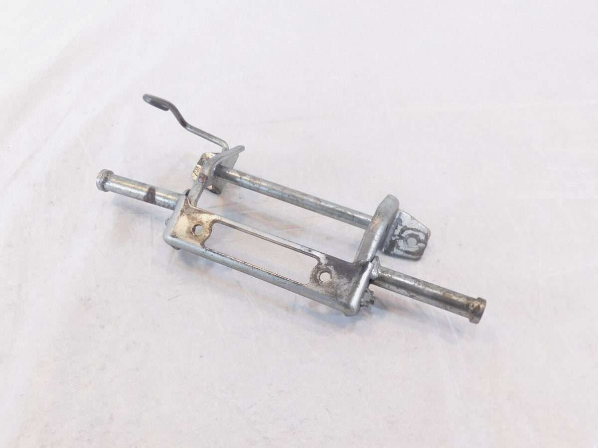 Honda CBR900RR CBR929RR FireBlade CBR 900 929 Seat Saddle Mount Bracket & Hinge - C3 Cycle