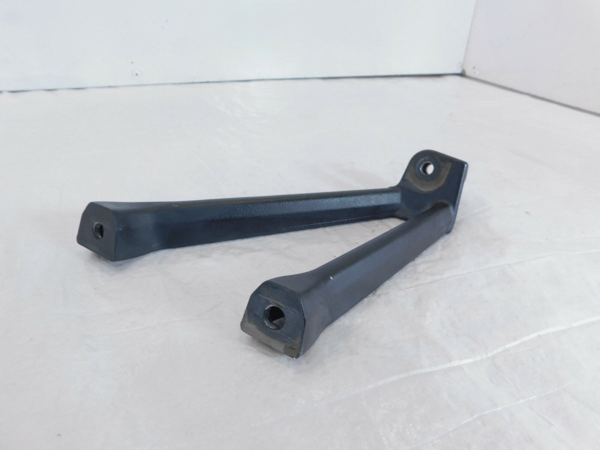 2016 16 Victory Brammo Empulse TT Left Passenger Footpeg Footrest Mount Bracket - C3 Cycle