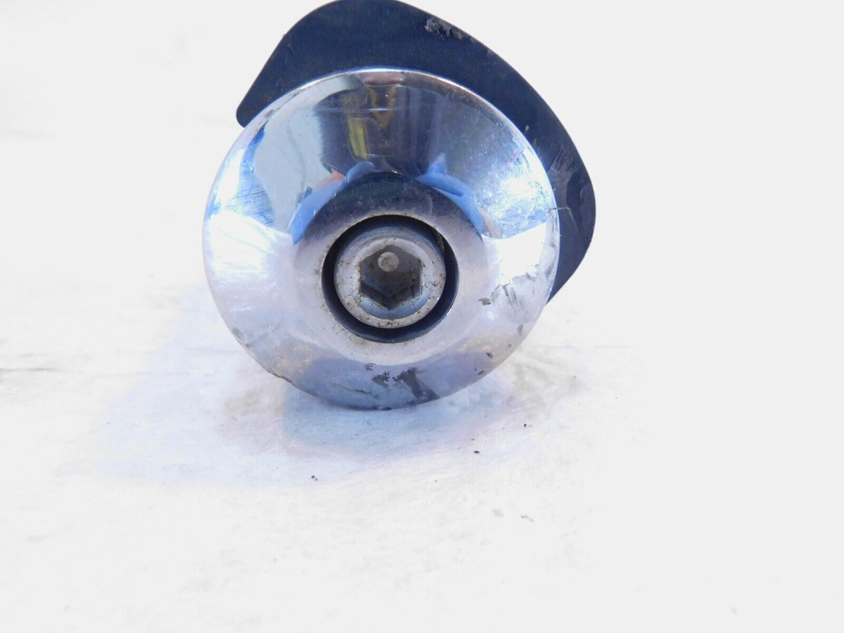 Honda VT600 VT600C Shadow 600 VLX Deluxe Right Footpeg Footrest & Bracket - C3 Cycle