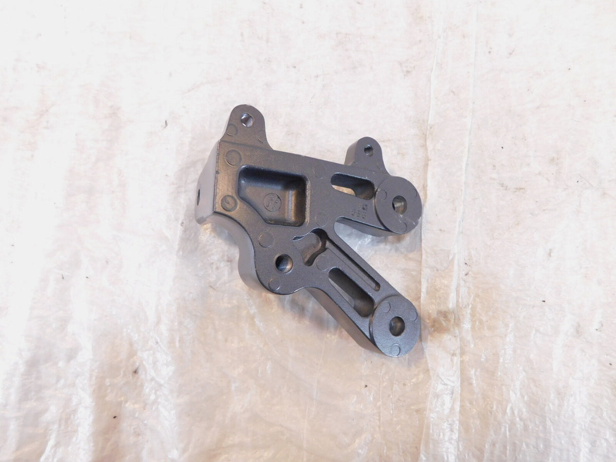 2022-2024 Yamaha YZFR7 YZF-R7 R7 Front Left Foot Peg Footrest Mount Bracket Stay - C3 Cycle