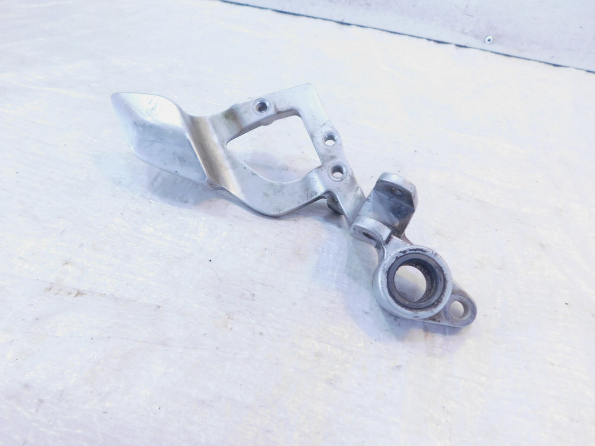 2003-2005 Yamaha FJR1300 FJR1300A Front Right Footrest Foot Peg Bracket Mount - C3 Cycle