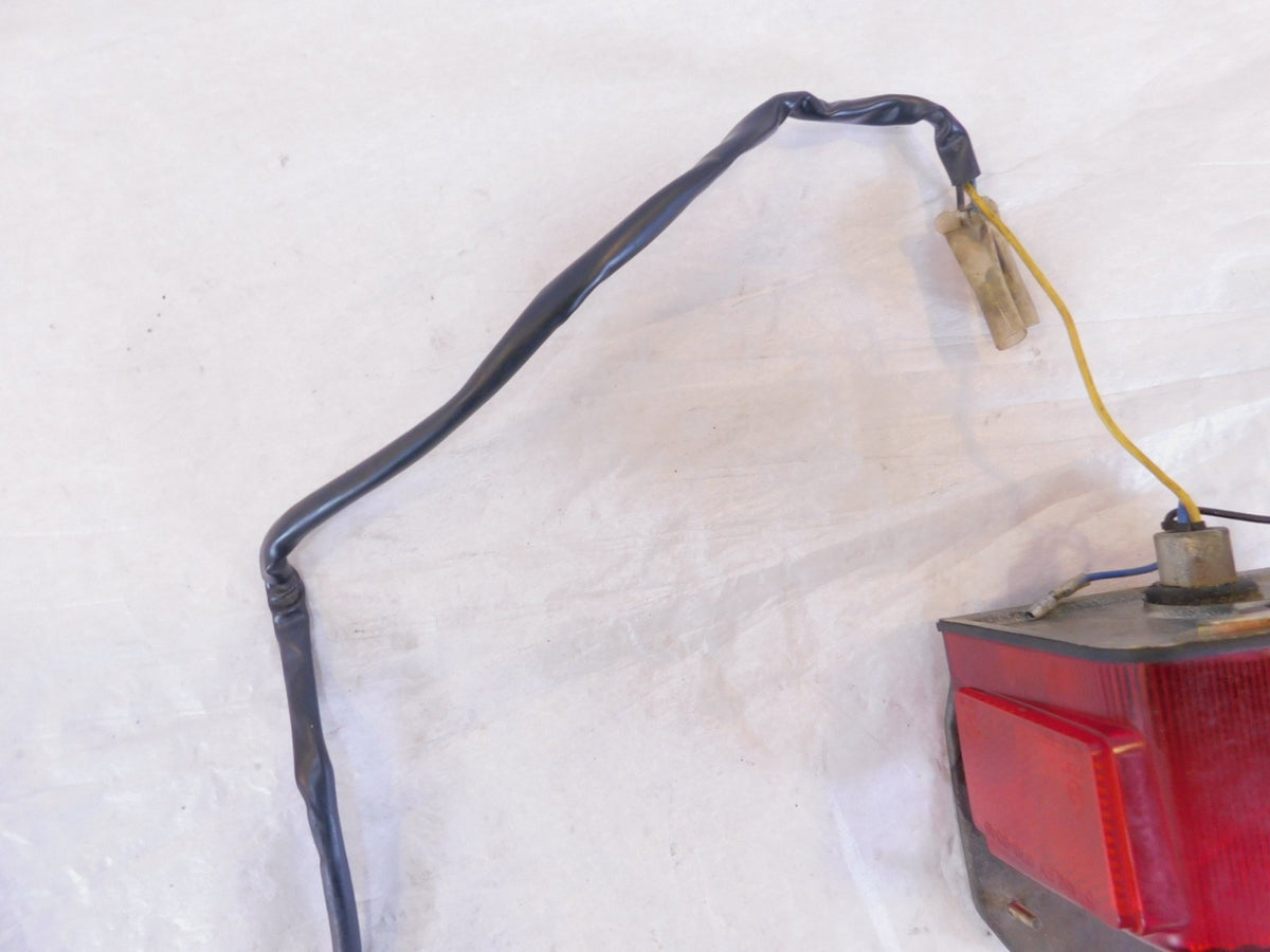 1981-1983 Yamaha Virago 750 XV750 Rear Wheel Tail Light Brake Light Lamp Unit