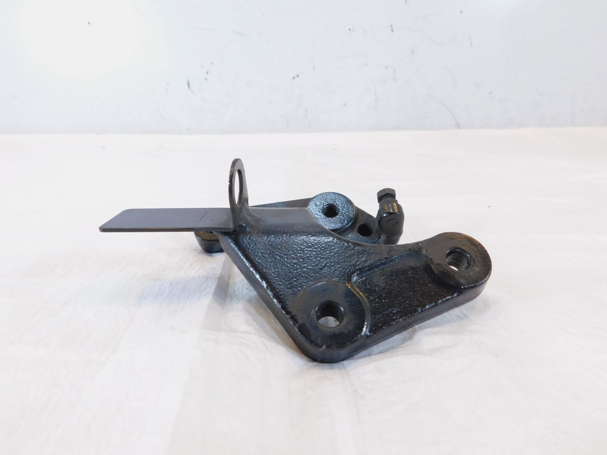 Honda VT750 750 Shadow Ace & Deluxe Front Right Foot Rest Peg Mount Bracket Stay - C3 Cycle