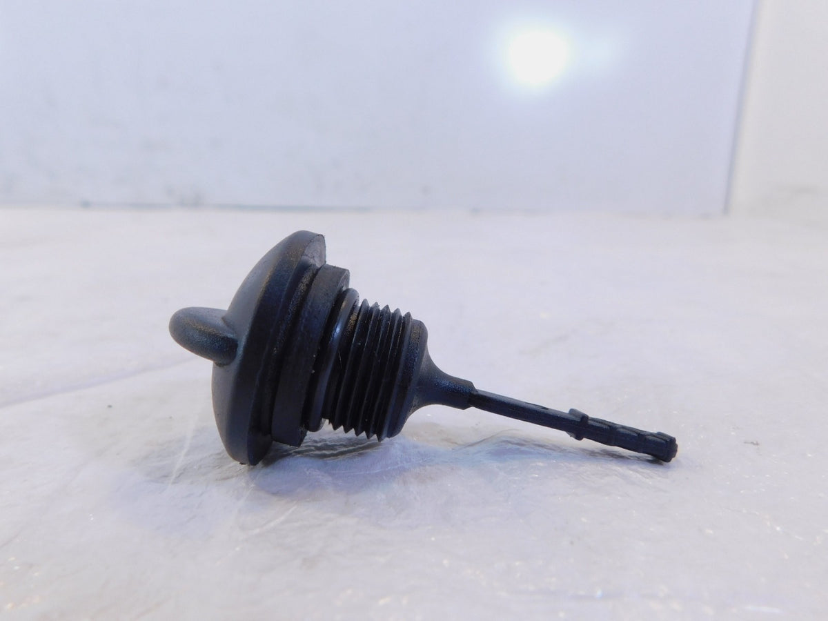 Piaggio Vespa Primavera & Sprint 50 Oil Pump Level Measuring Dipstick Rod - C3 Cycle