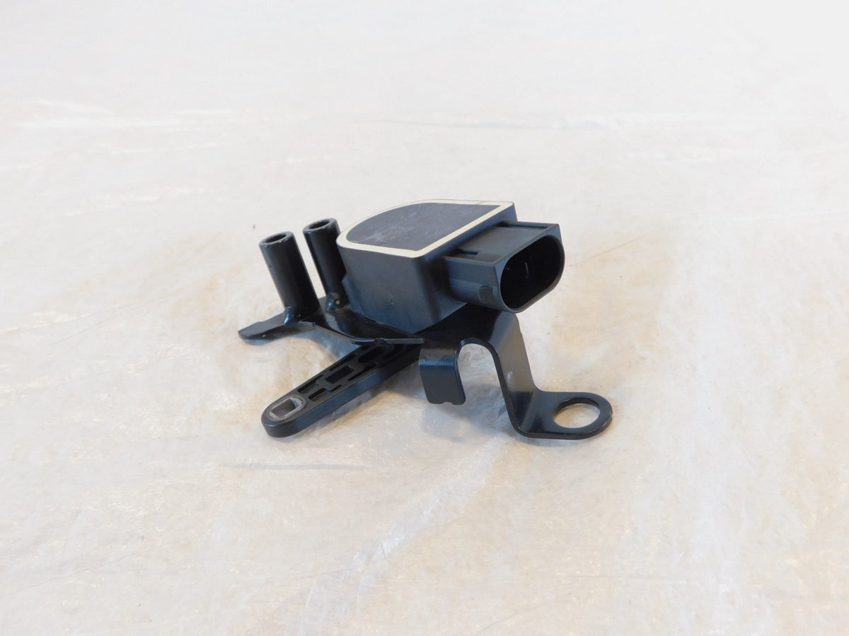 BMW R1250GS Adventure R1250R R1250RT Rear Suspension Level Sensor - 37146870000 - C3 Cycle