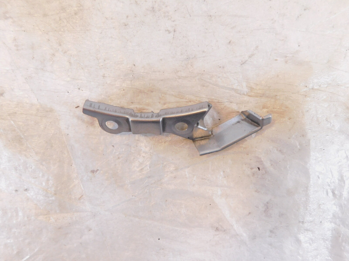 1985-07 Yamaha V-Max VMX12 VMX1200 Silver Right Engine Cover Clamp Mount Bracket - C3 Cycle
