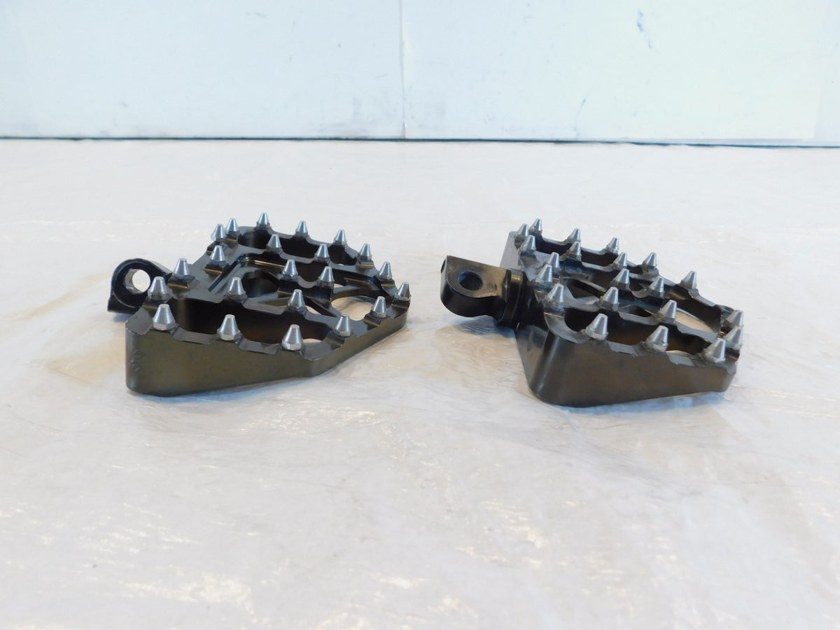 Harley Davidson Softail & Touring Road King Electra Glide Footboards Floorboards - C3 Cycle