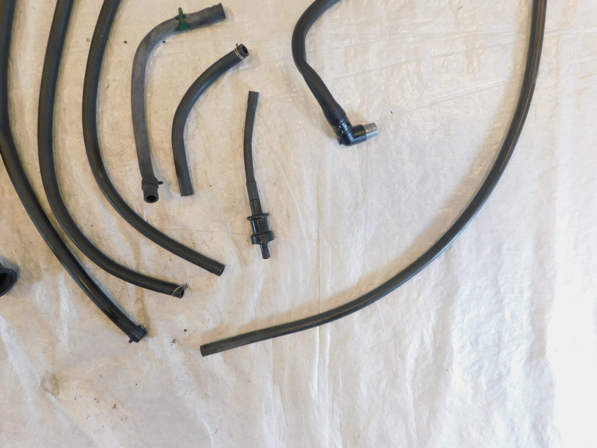 2003 03 Triumph Thunderbird Sport 900 Miscellaneous Engine Air Oil Hose Lot - C3 Cycle