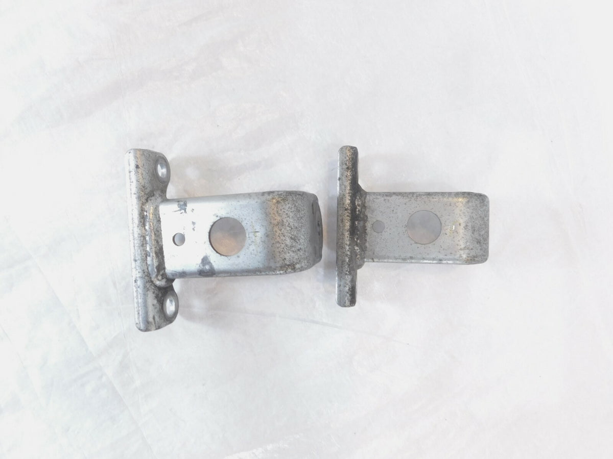 05-15 Yamaha Majesty 400 YP400 Left/Right Rear Footrest Footboard Bracket Mount - C3 Cycle
