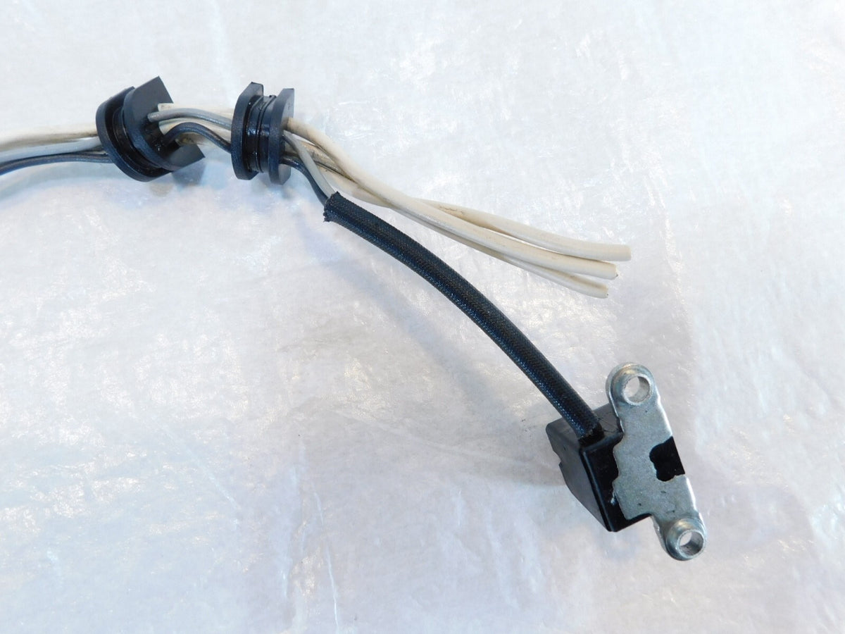 Yamaha V-Star XVS1100 Classic & Custom Ignition Pickup Sensor & Stator Coil Plug