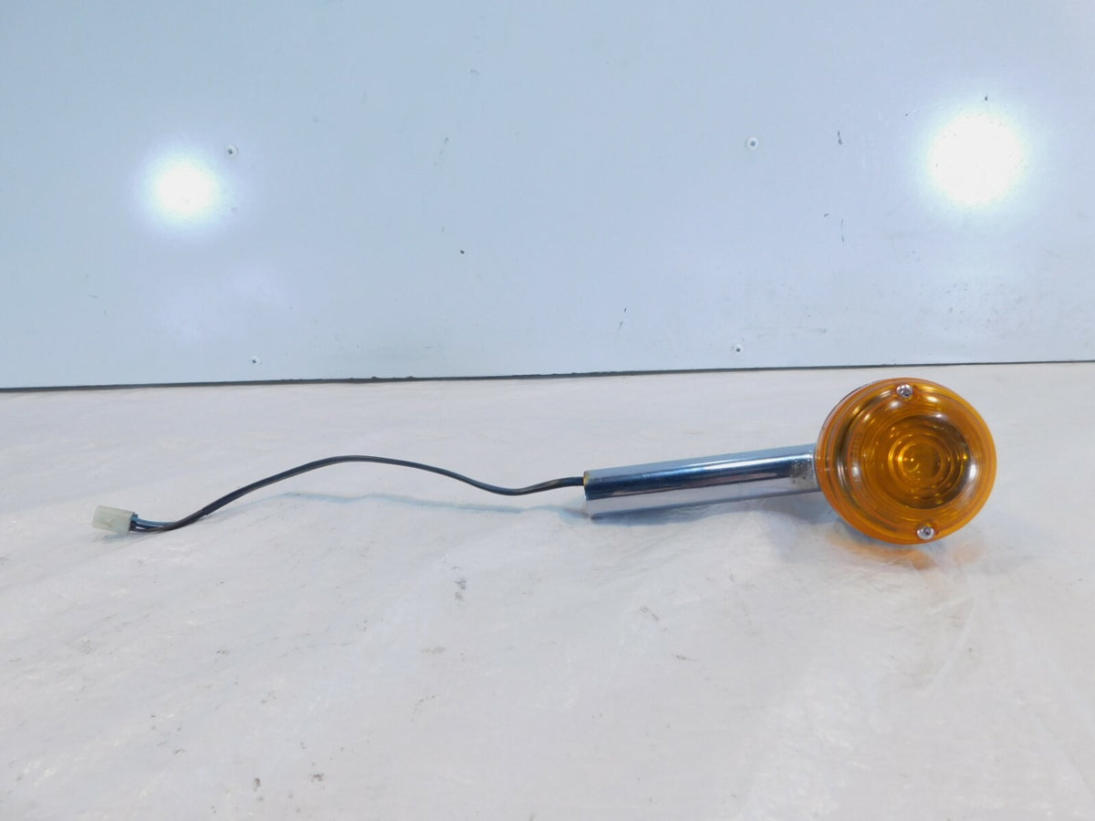Victory V92 Classic Deluxe & Standard Cruiser Front Left Turn Signal Indicator - C3 Cycle