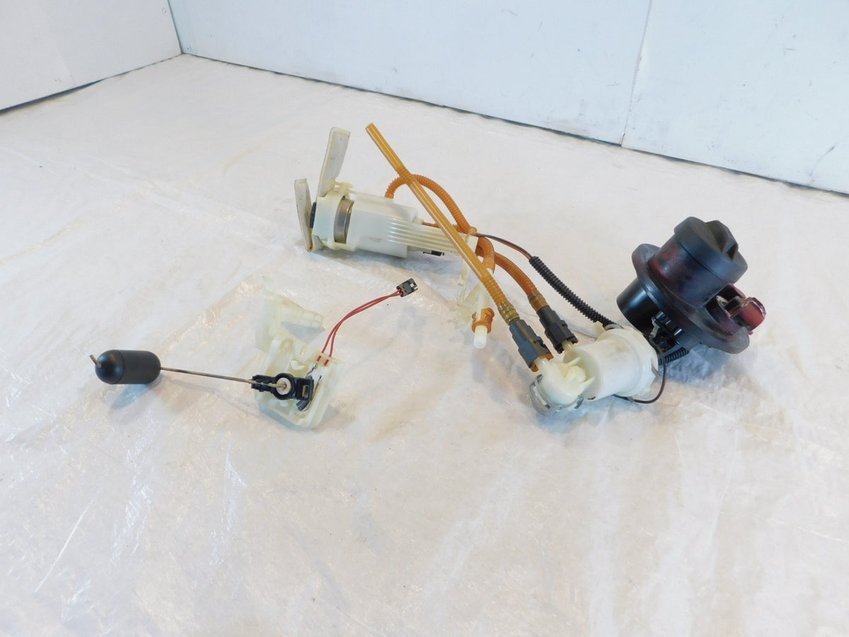 Harley Davidson Road Street & Electra Glide Gas Fuel Petrol Tank Pump -For Parts - C3 Cycle