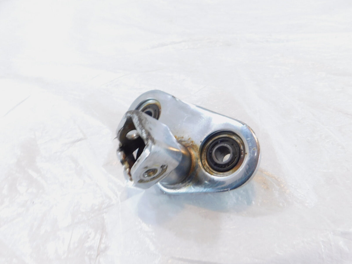 Honda VT600 VT600C Shadow 600 VLX Deluxe Right Foot Peg Footpeg Footrest Bracket