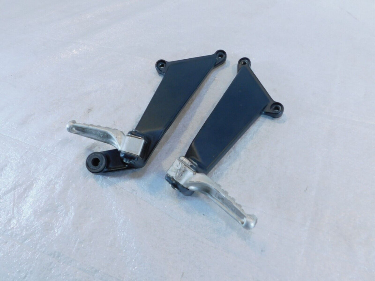 Aprilia RSV 1000 Mille Tuono Left/Right Rear Passenger Foot Rest Pegs & Brackets - C3 Cycle
