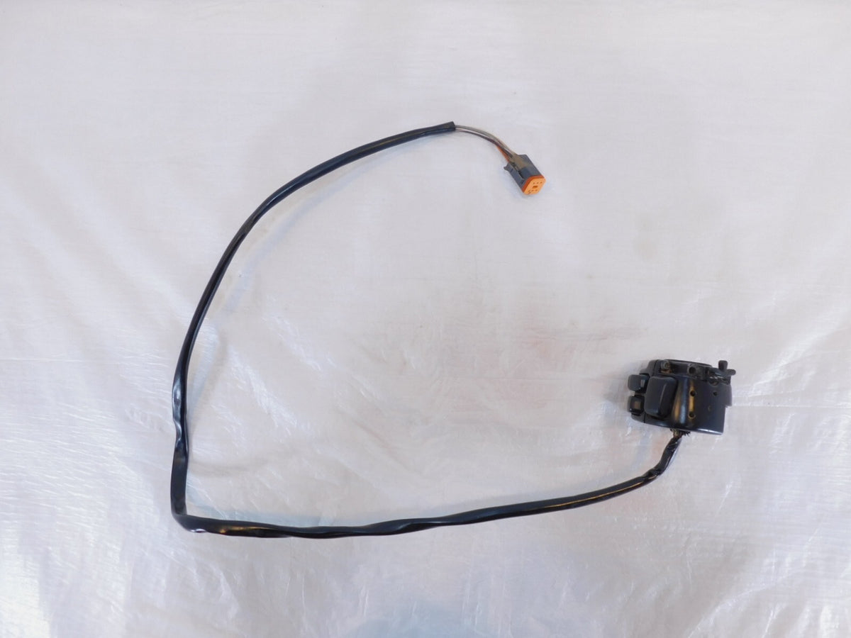 Harley Softail Dyna & Sportster Right Handlebar Engine Start Stop Switch Buttons