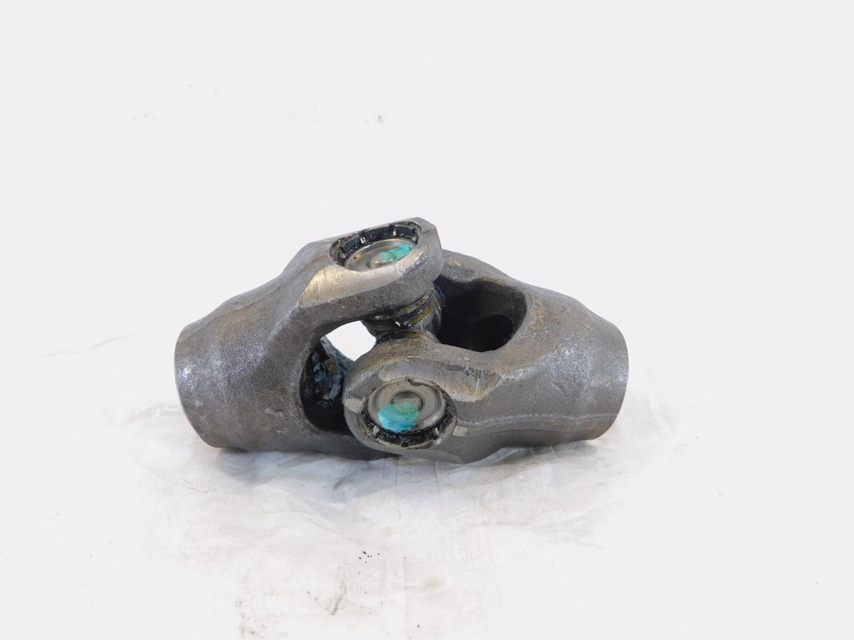 Honda VTX1300 VTX1300S VTX1300R VTX1800 & VTX1800R Rear Driveshaft Joint Yoke - C3 Cycle