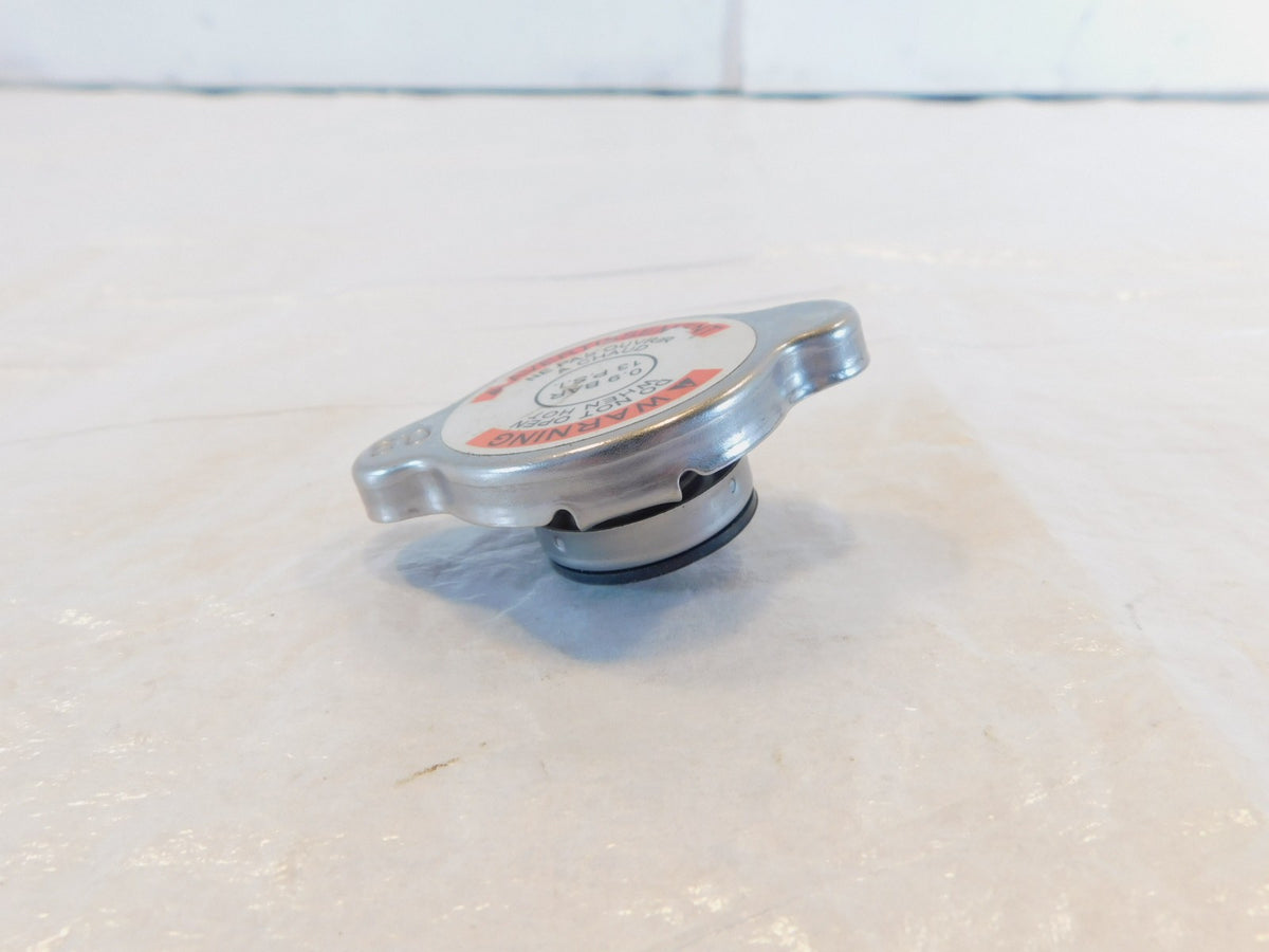Pair Can-Am Spyder F3-S F3-T RT Limited LTD STD Engine Coolant Tank Pressure Cap
