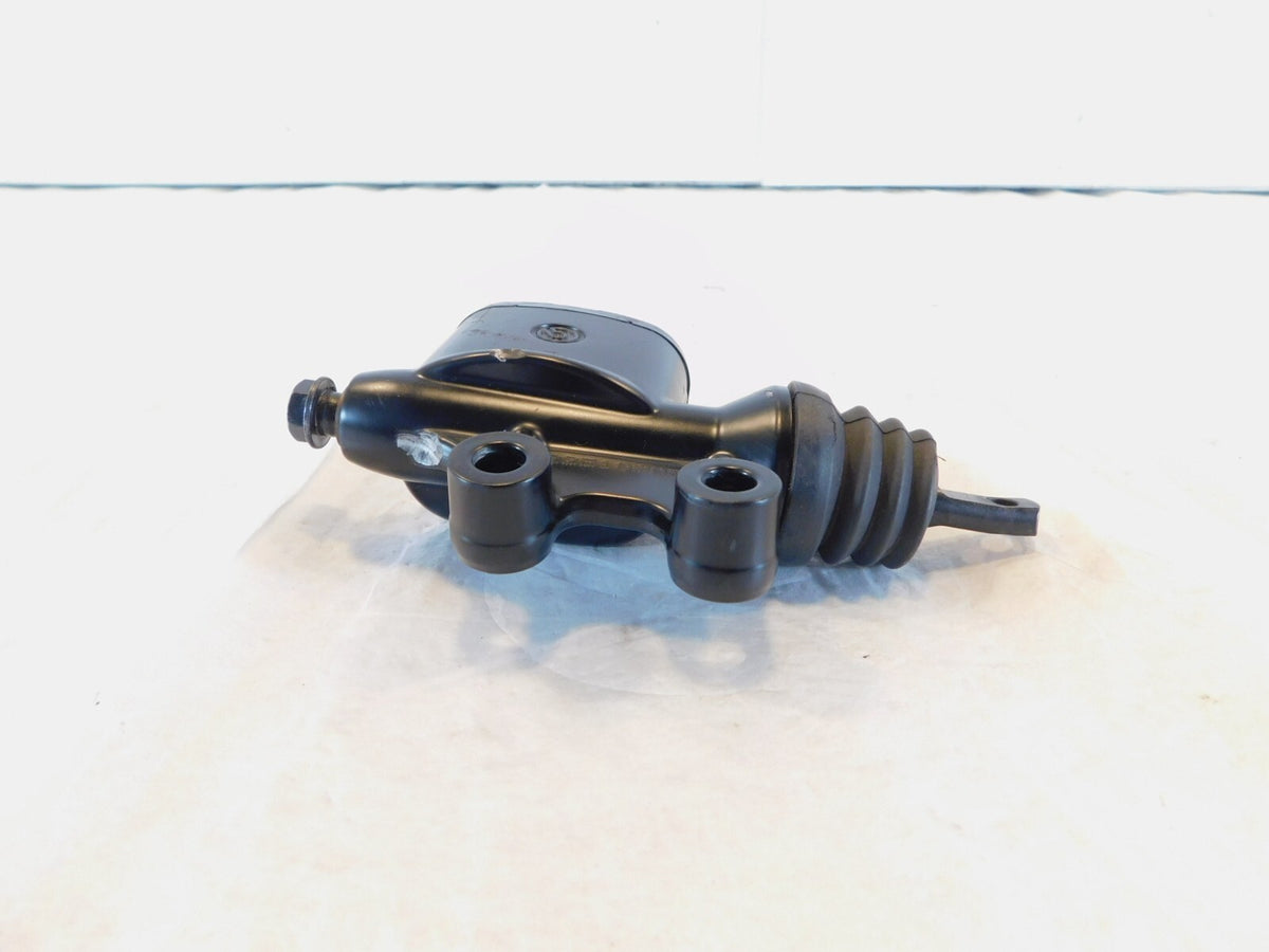 2018-2022 Harley Davidson M8 Touring Black Rear Brake Master Cylinder Reservoir - C3 Cycle