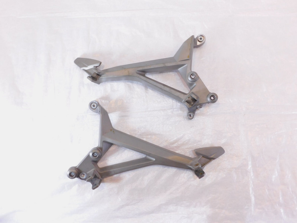 2007-2009 Aprilia Shiver 750 SL750 Gray Right/Left Side Footrest Foot Peg Mounts - C3 Cycle