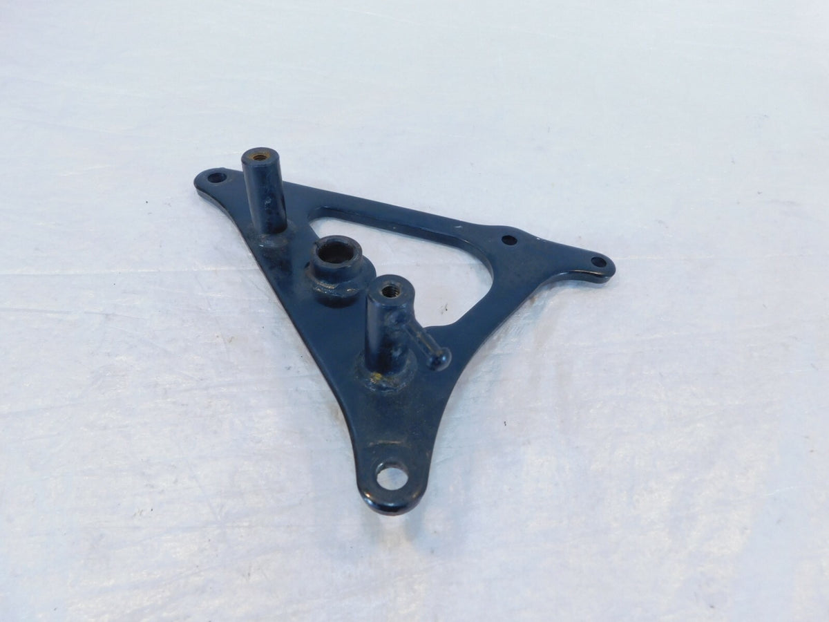 Kawasaki Vulcan 1600 VN1600 Classic Nomad Front Right Footboard Bracket Mount - C3 Cycle