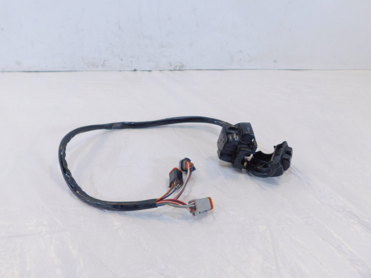 Harley Road & Electra Glide Ultra Right Handlebar Cruise Control Switch Housing - C3 Cycle