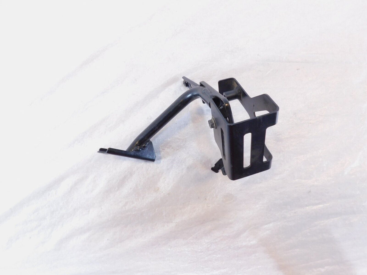 08-2009 Suzuki B-King GSX1300BK Busa King Lower Under Fairing Cowl Bracket Brace - C3 Cycle