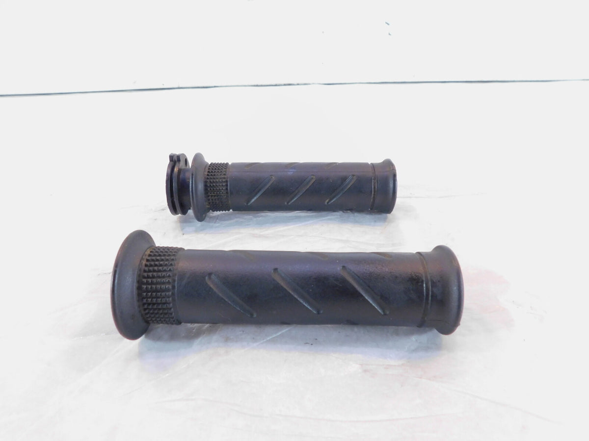 Royal Enfield Classic Bullet 500 EFI B5 C5 Left/Right Handlebar Throttle Grips - C3 Cycle