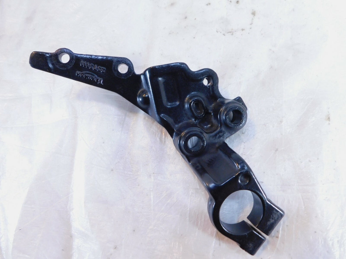 2004-2016 Triumph Thruxton 900 Right Footrest Foot Peg Mount Bracket Outrigger