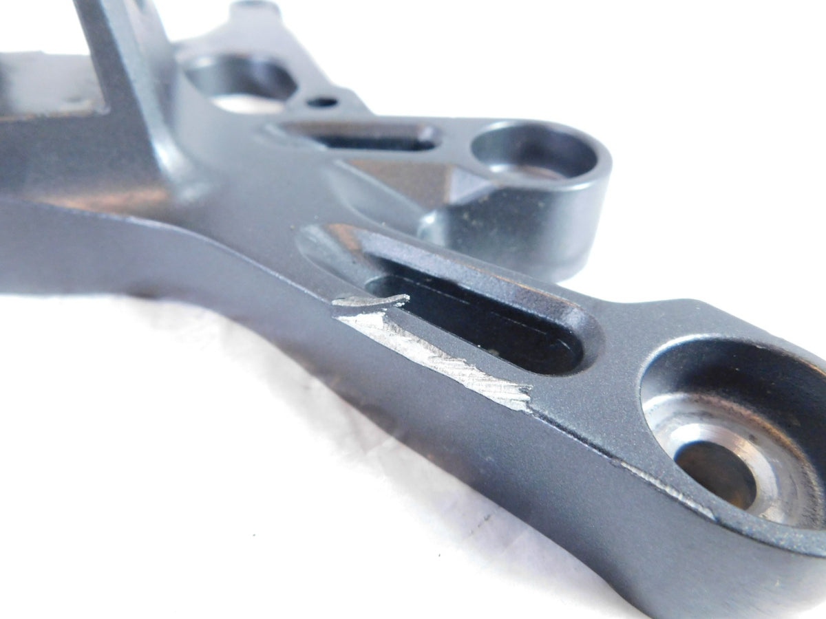 22-24 Yamaha YZFR7 YZF-R7 R7 Front Right Foot Peg Footrest Mount Stay Bracket