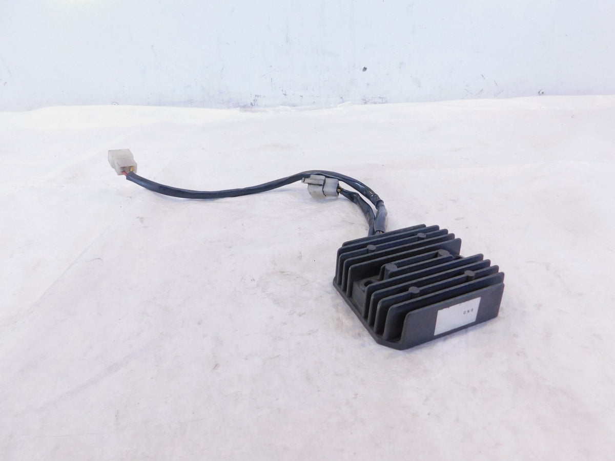 1981-1983 Yamaha Virago 750 XV750 Black Electric Voltage Regulator Rectifier