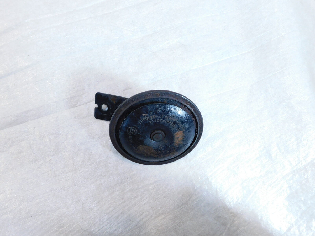 Yamaha XJ600 Seca II FZ1 FJR1300 YZF600R YZFR1 YZFR6 YZF R1 R6 OEM Black Horn - C3 Cycle