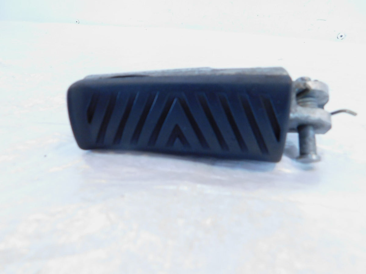 2000-2001 Victory V92 Sport Cruiser Front Right Footpeg Footrest Foot Peg Rest - C3 Cycle